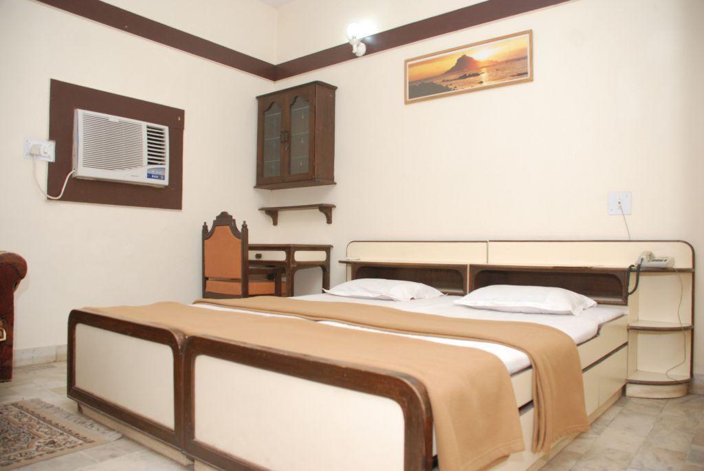 Royal Hotel Ahmedabad Habitación foto