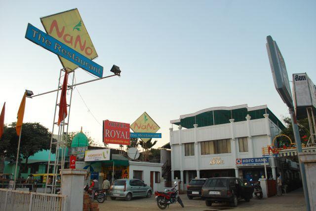 Royal Hotel Ahmedabad Exterior foto