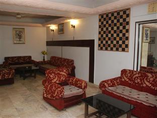 Royal Hotel Ahmedabad Exterior foto
